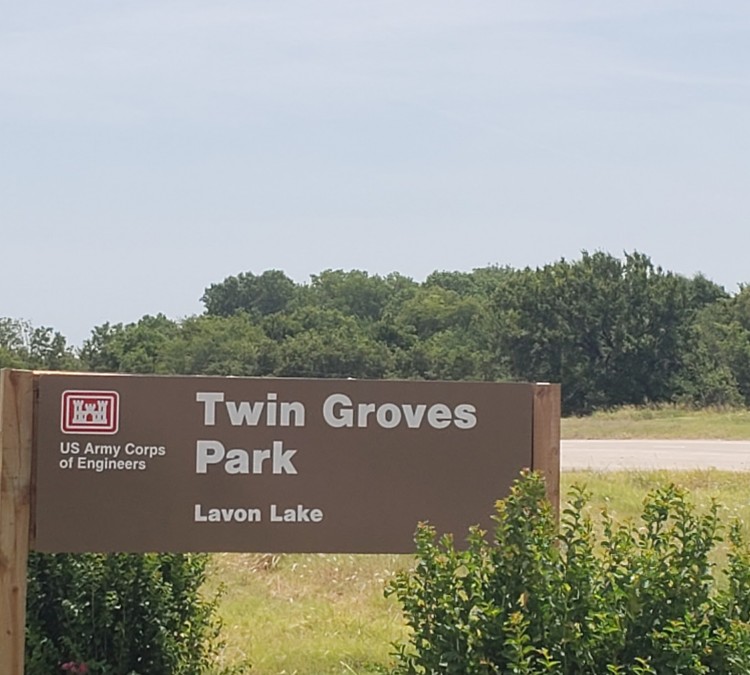 twin-groves-park-photo